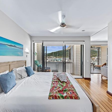 Apartmán Seas The Day At The Marina Airlie Beach Exteriér fotografie
